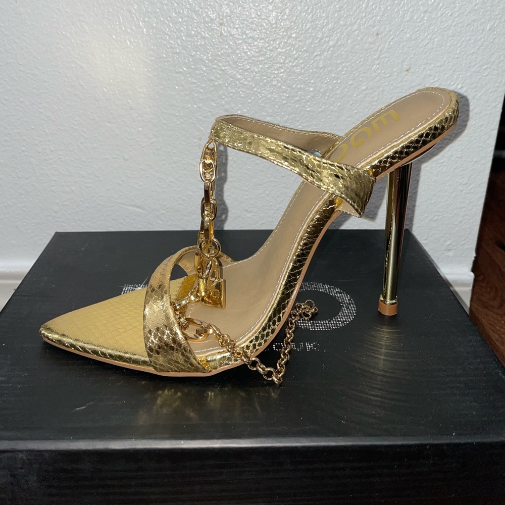 EGO HEELS